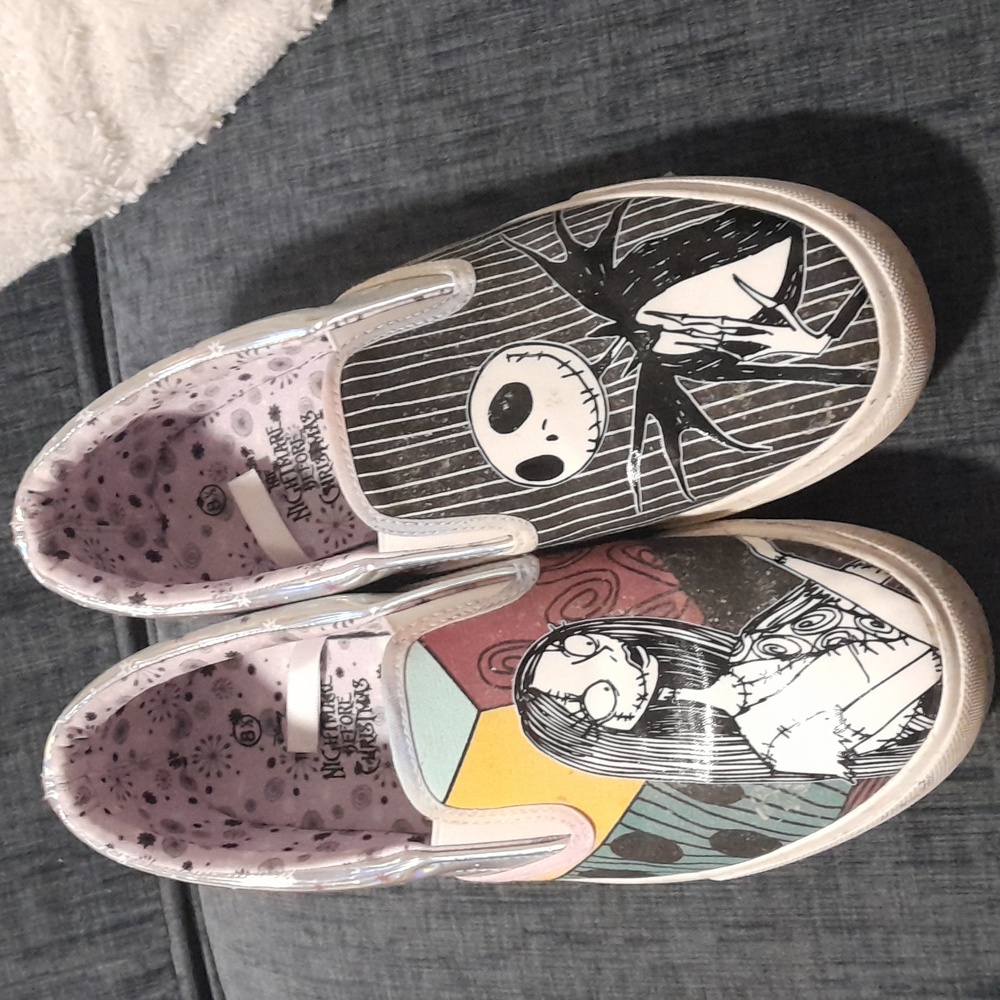 Women Slip-On Sneakers - Disney's The Nightmare Before Christmas Size 8 1/2